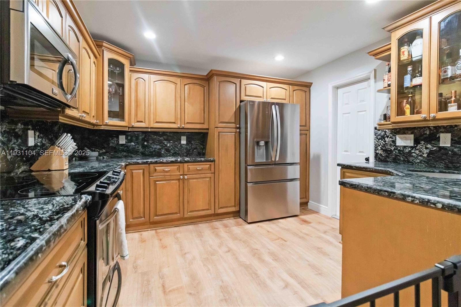 SPRINGTREE LAKES - Residential