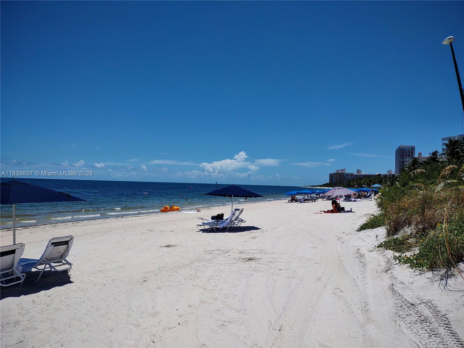 GRAND BAY RESIDENCES COND - Residential