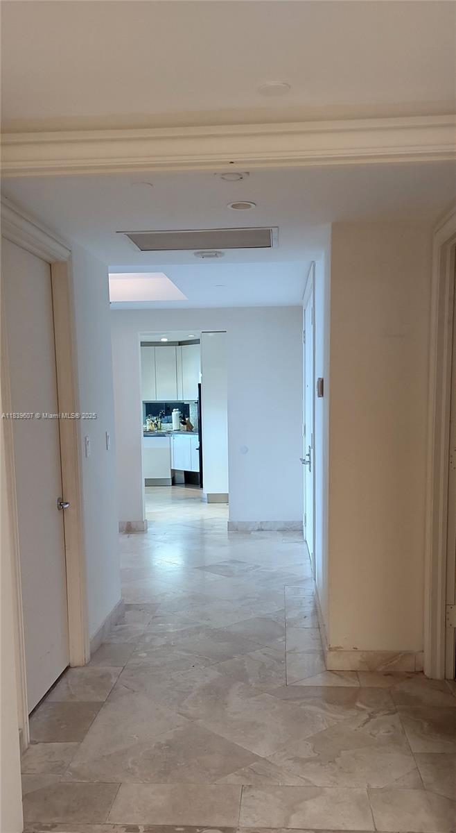 GRAND BAY RESIDENCES COND - Residential