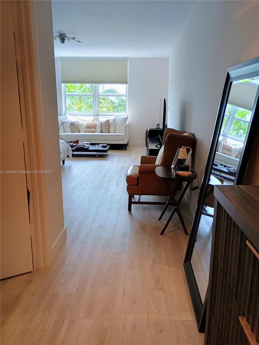 GRAND BAY RESIDENCES COND - Residential