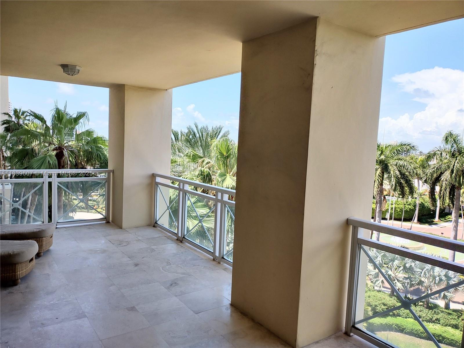 445 Grand Bay Dr 601, Key Biscayne, FL, 33149/$2,790,000 2 445 Grand Bay Dr 601