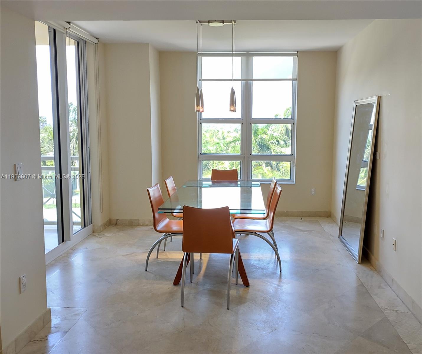 GRAND BAY RESIDENCES COND - Residential