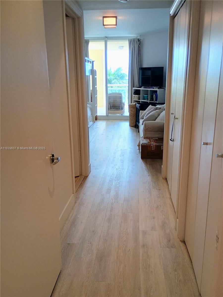 GRAND BAY RESIDENCES COND - Residential