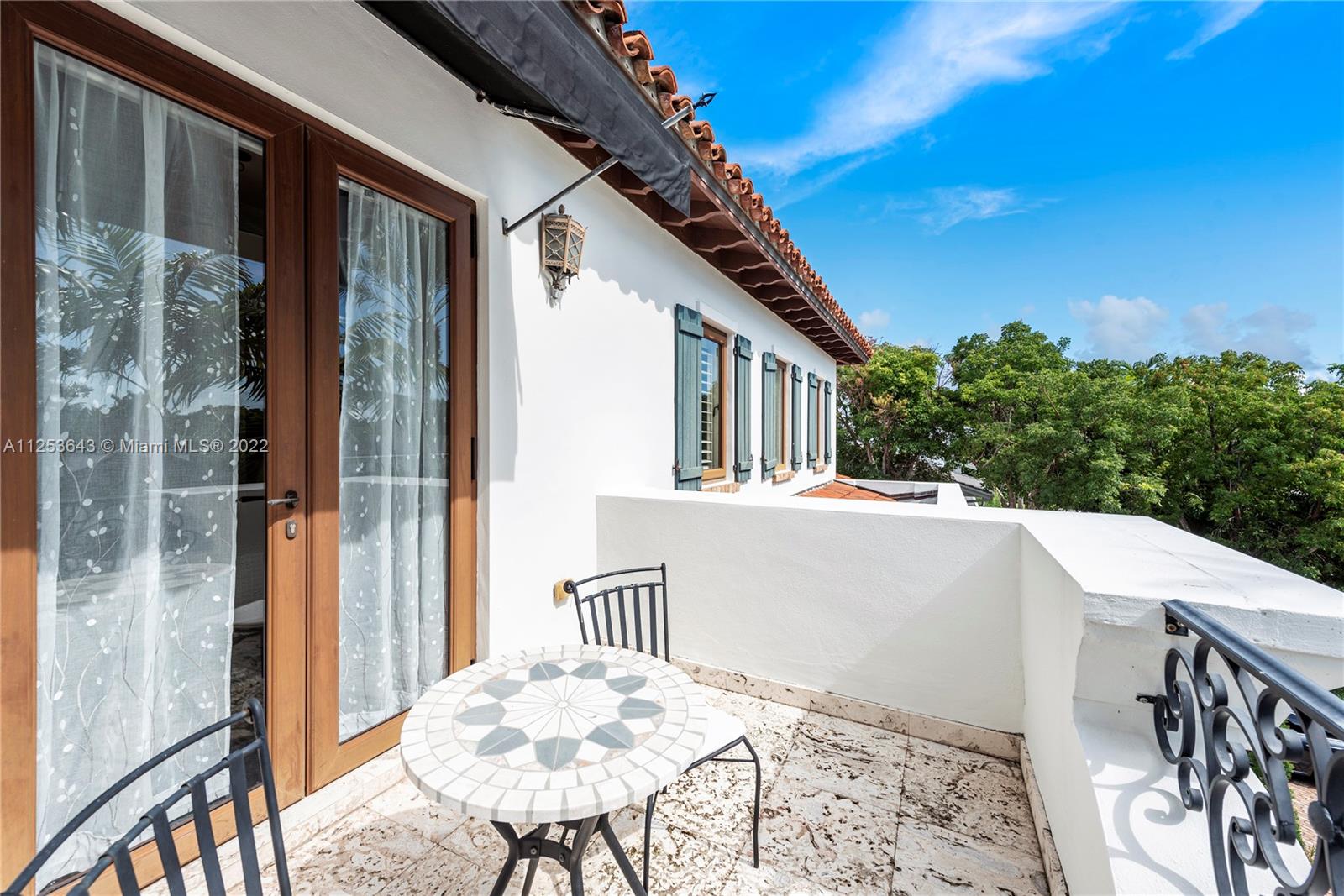 SUNRISE HARBOUR REV PL - Residential