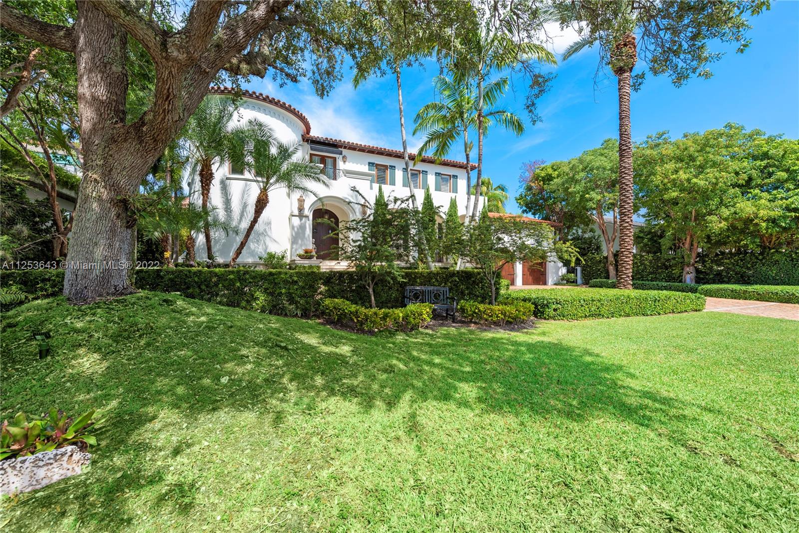 SUNRISE HARBOUR REV PL - Residential