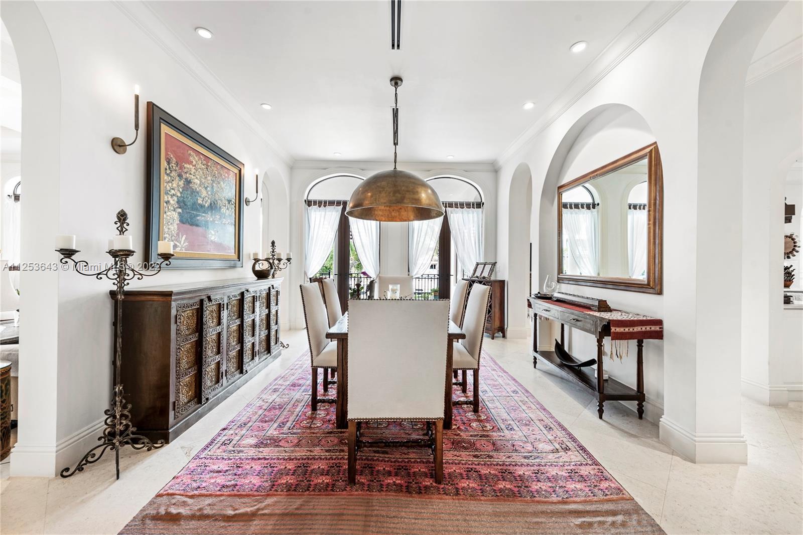 SUNRISE HARBOUR REV PL - Residential