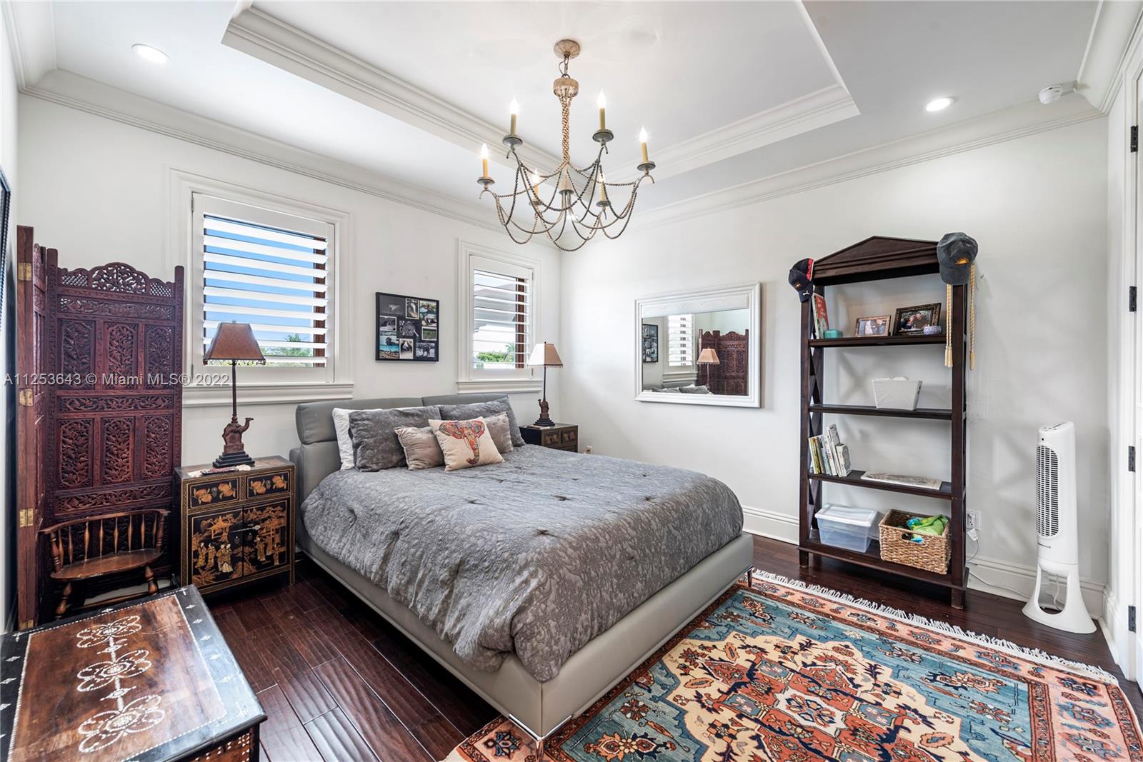 SUNRISE HARBOUR REV PL - Residential