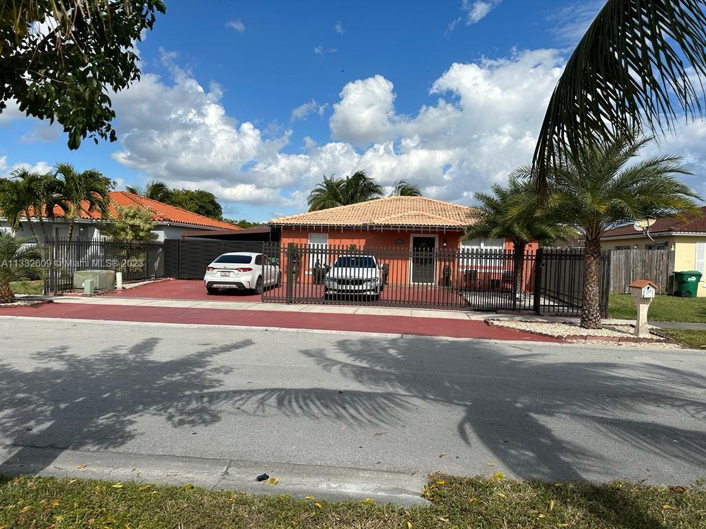 Photo 1 of 23 of 12793 SW 257th St house