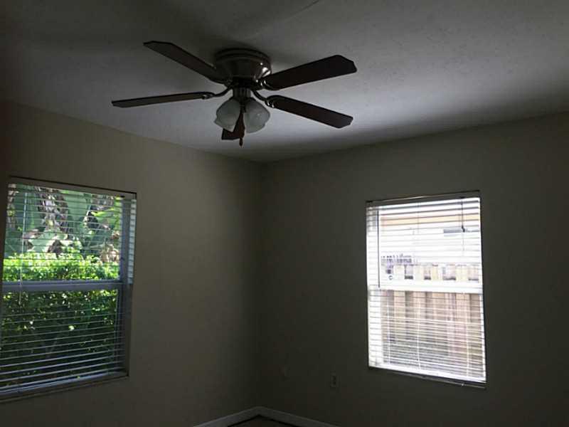 NORTH ANDREWS TERRACE 32- - Residential Lease