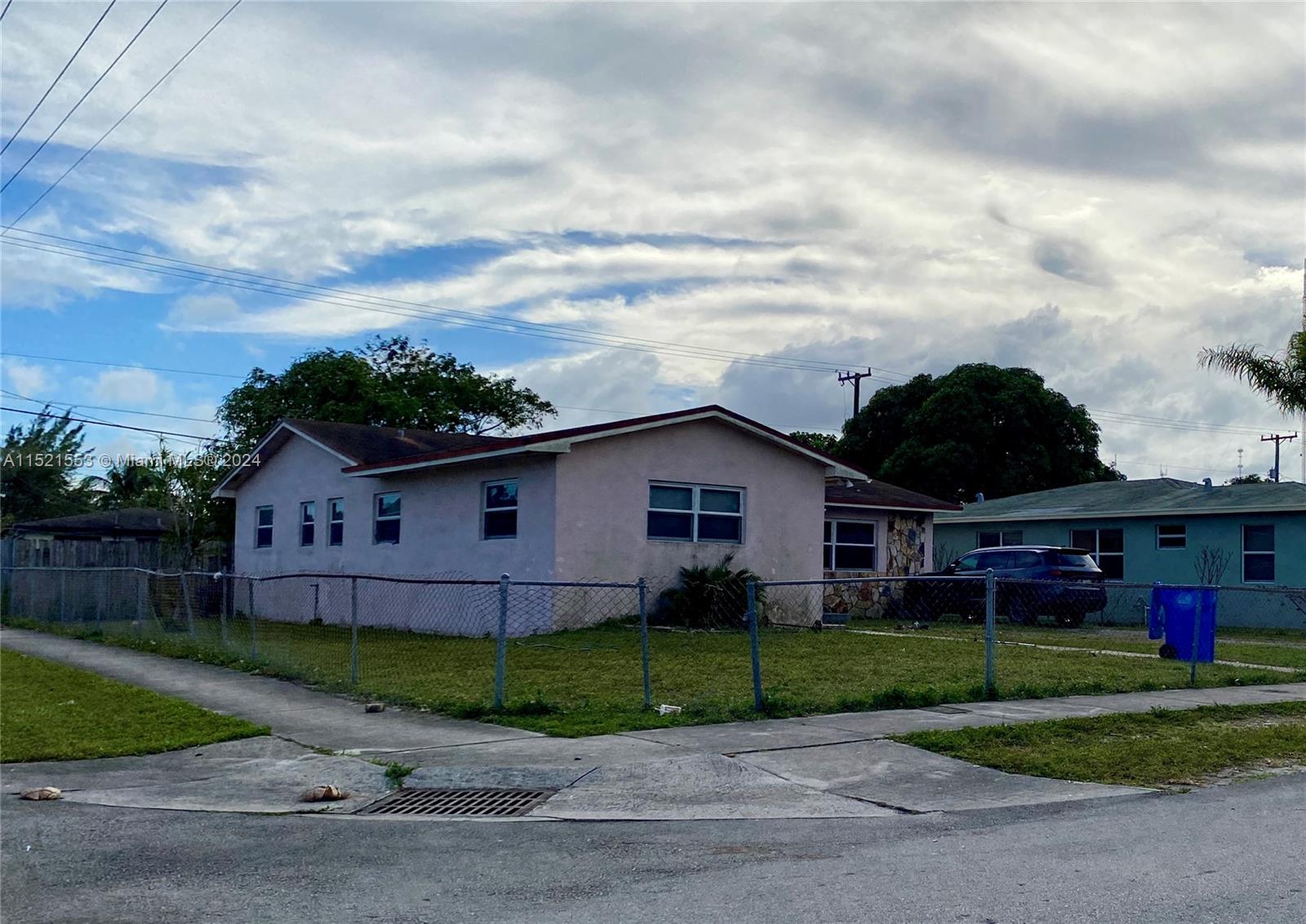 Address Not Disclosed, West Park, Broward County, Florida - 6 Bedrooms  
3 Bathrooms - 
