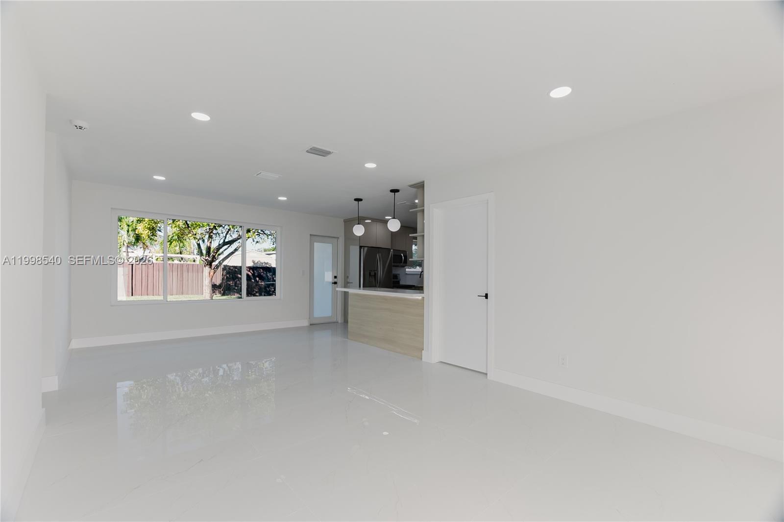 LAKE FOREST SEC 4 - Residential