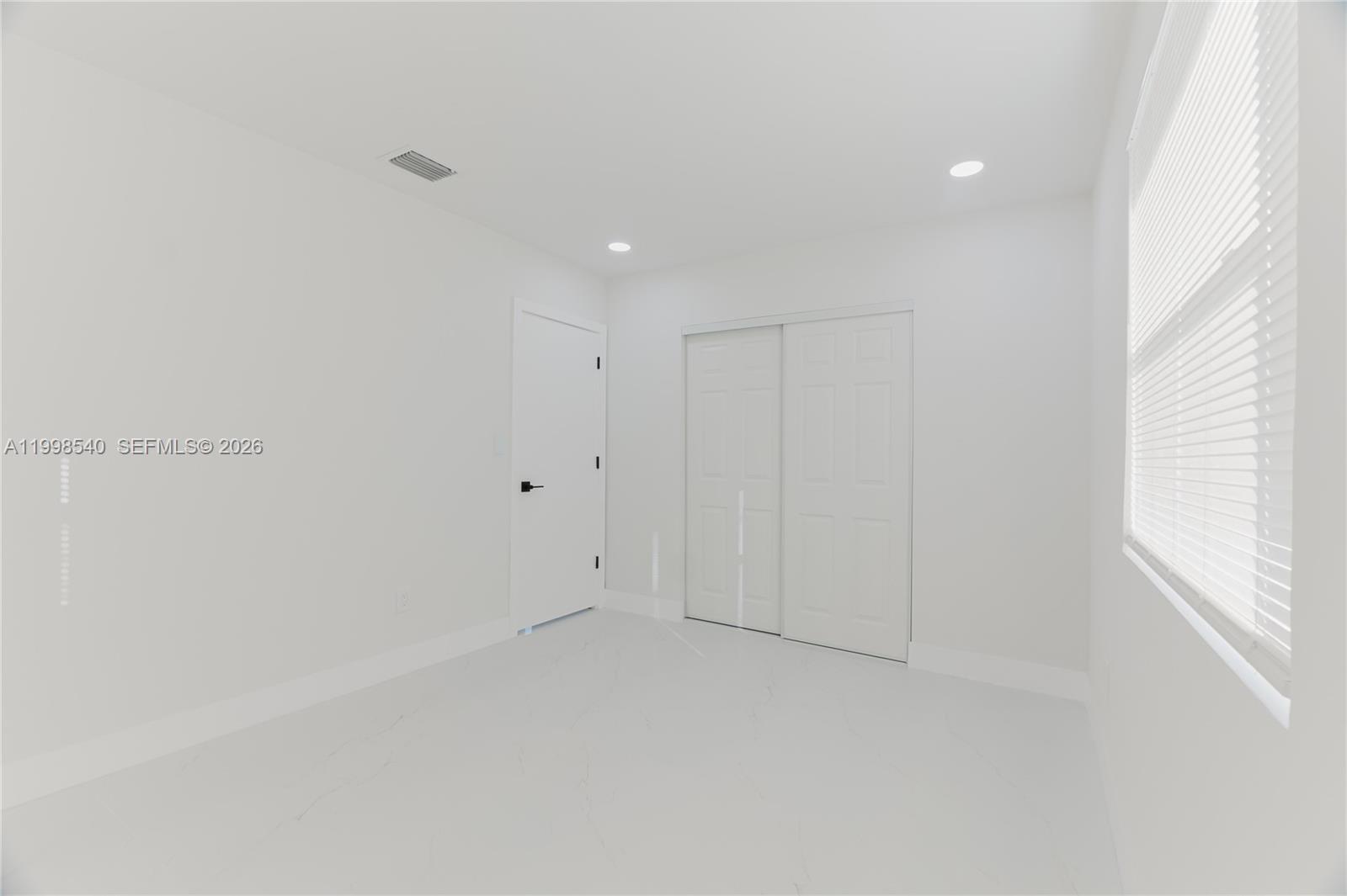 LAKE FOREST SEC 4 - Residential