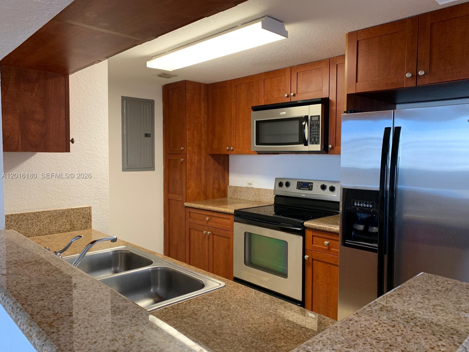 HAVANA LOFTS CONDO - Residential Lease