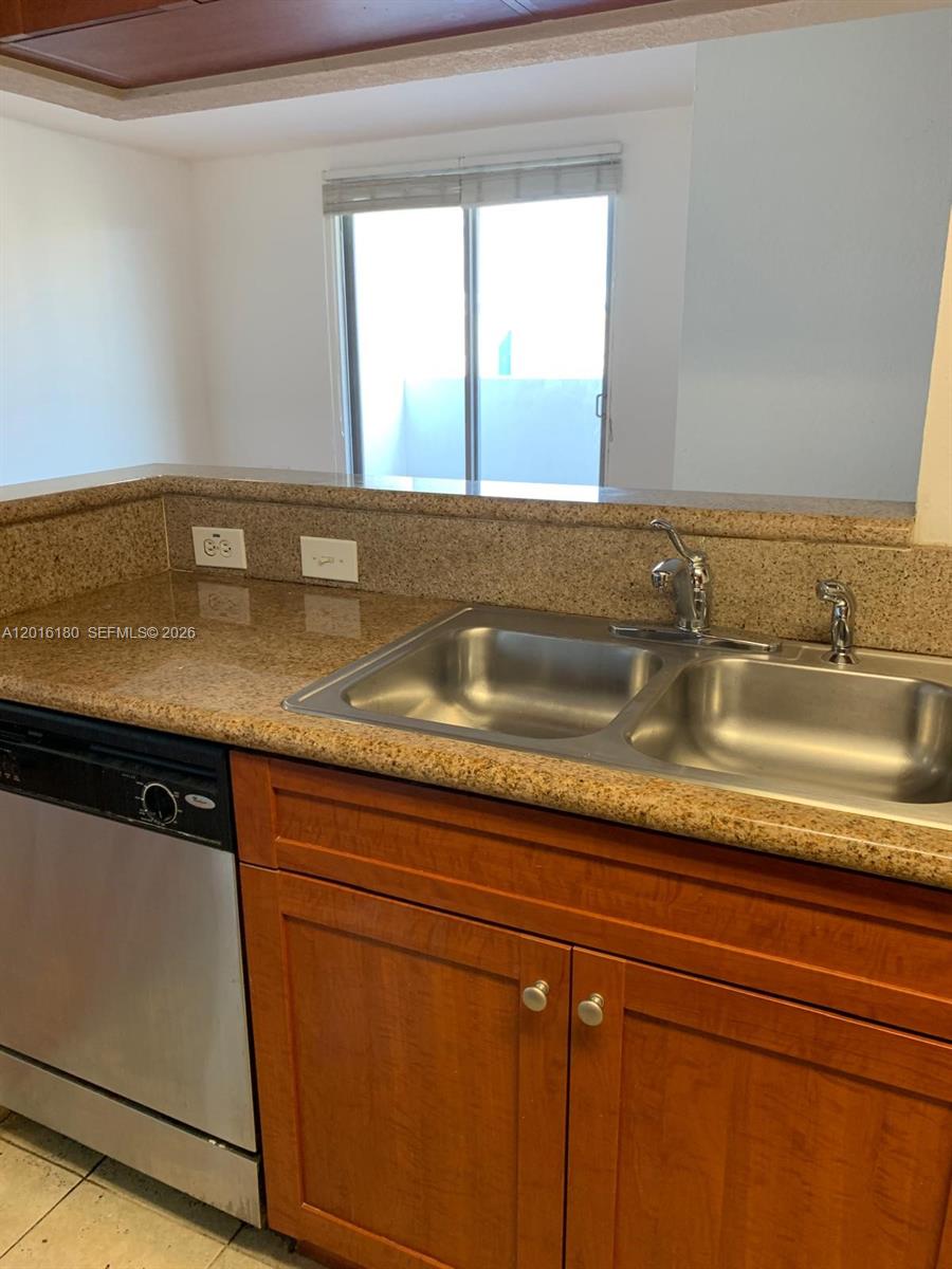 HAVANA LOFTS CONDO - Residential Lease