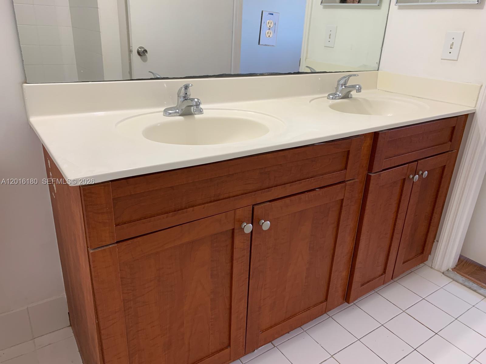 HAVANA LOFTS CONDO - Residential Lease