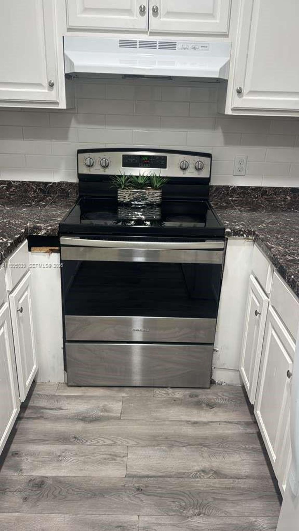 Photo of 472 Glenwood Dr #472, West Palm Beach, FL 33415 (MLS # A11995039)