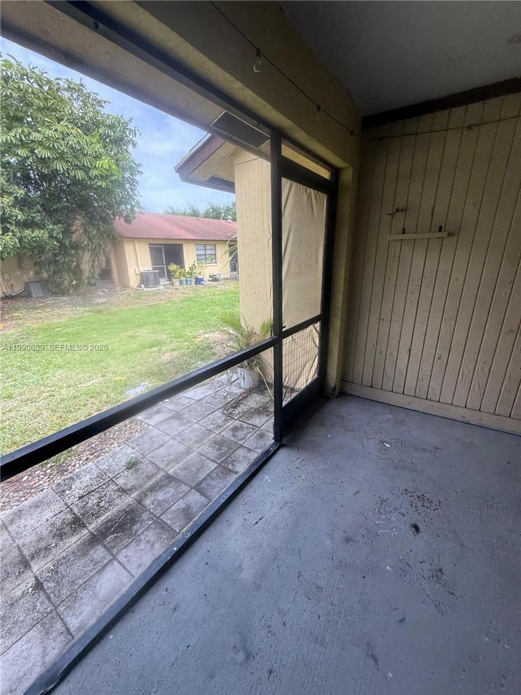 Photo of 472 Glenwood Dr #472, West Palm Beach, FL 33415 (MLS # A11995039)