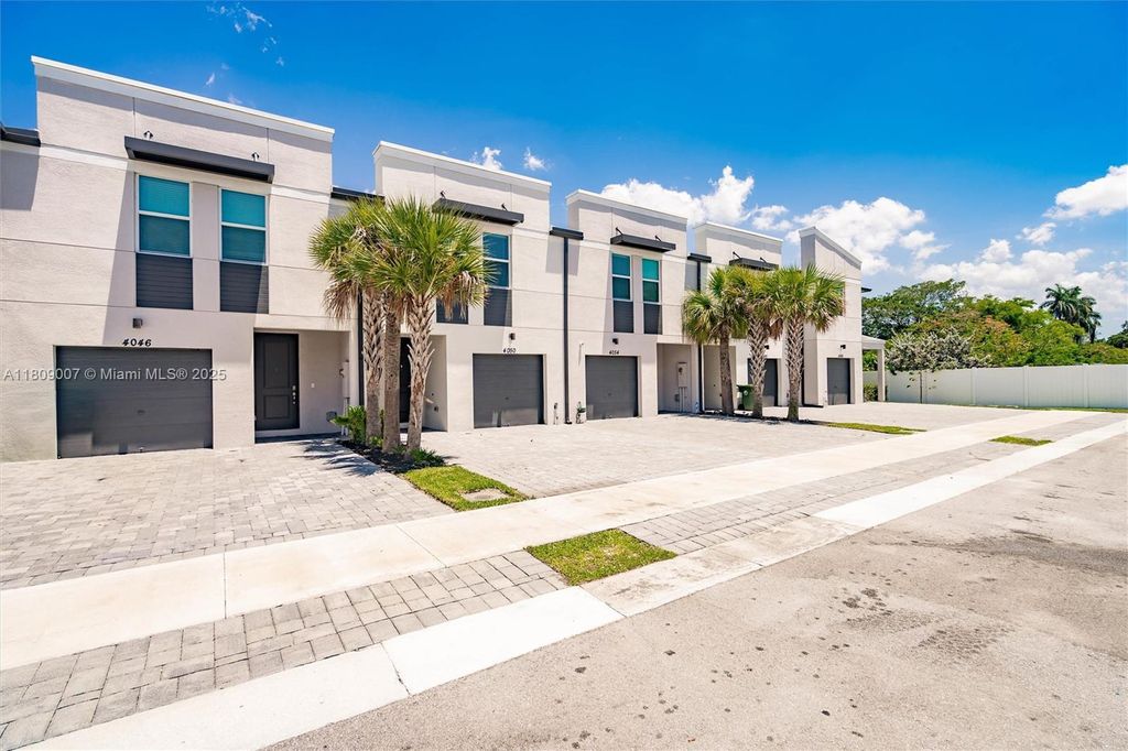 Photo of 4050 Hot Springs Ave, Palm Springs, FL 33461 (MLS # A11809007)