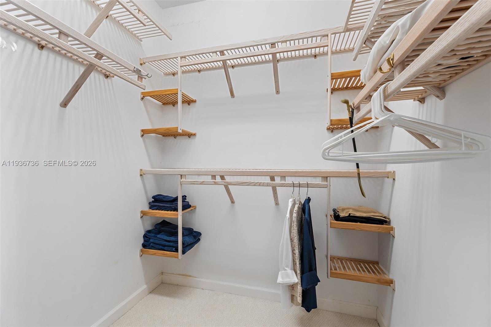 DOUBLE TREE - Residential