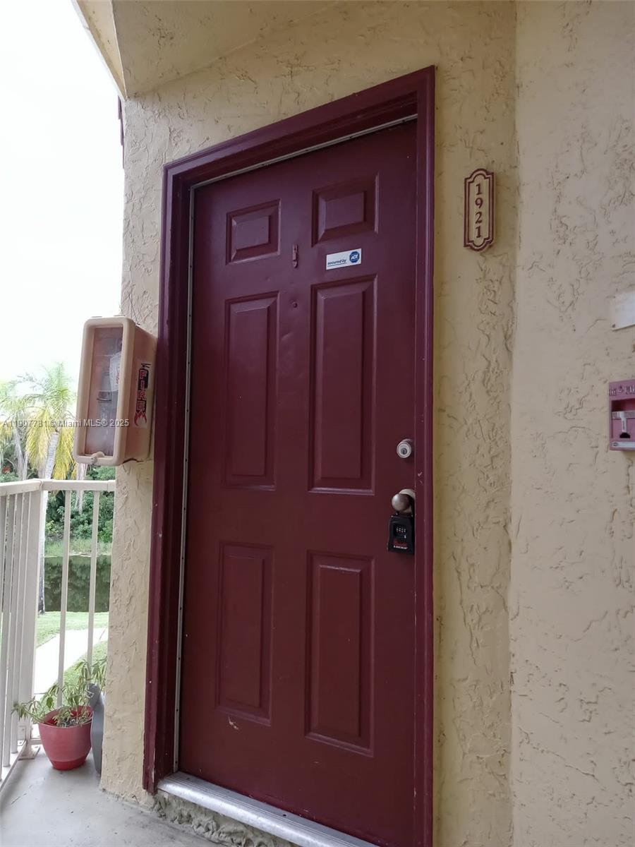 ISLES AT LAGO MAR CONDO - Residential Lease