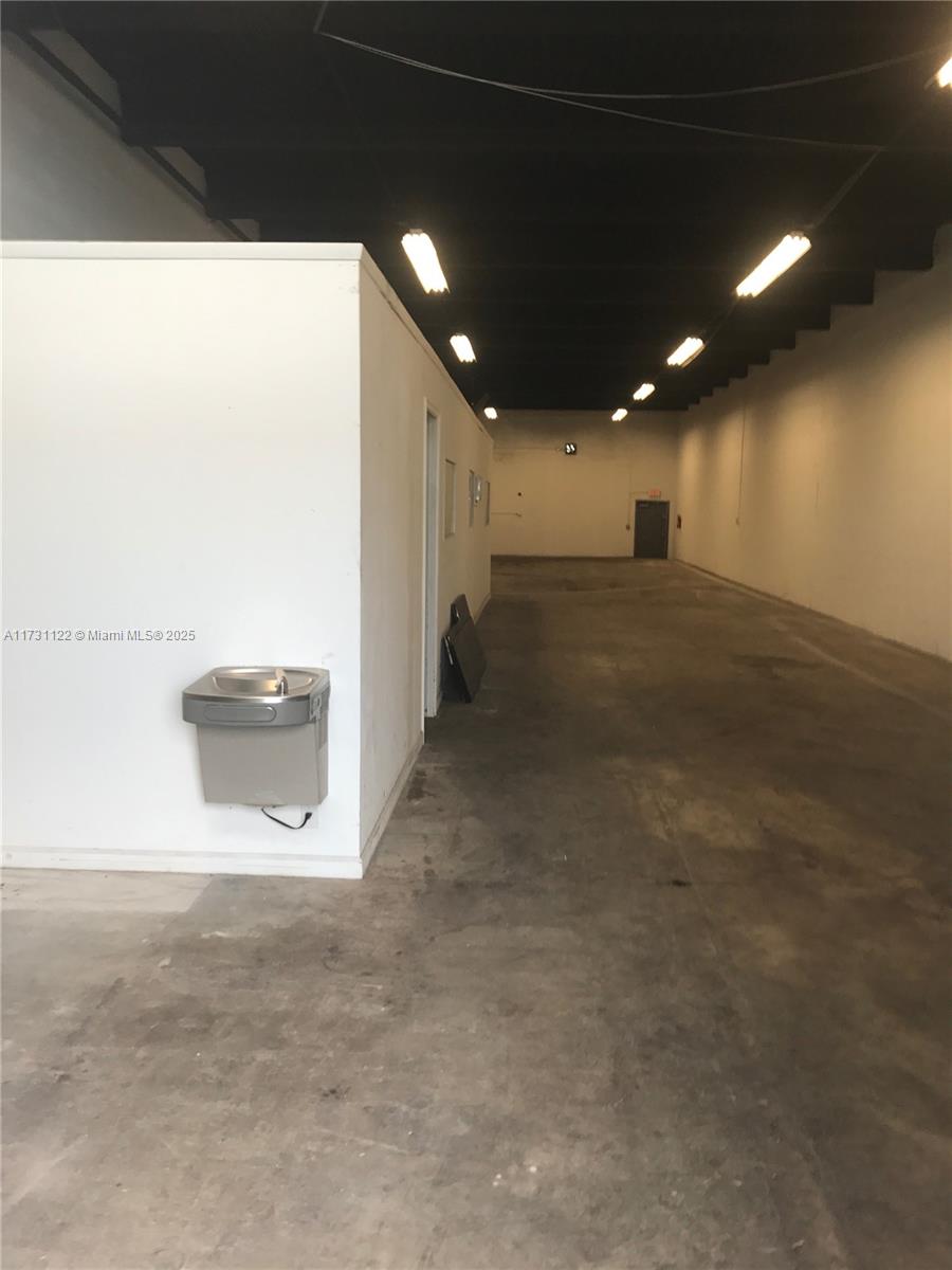 - Commercial Lease