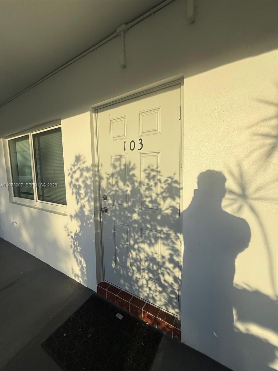 PARADISE GARDENS II CONDO - Residential Lease