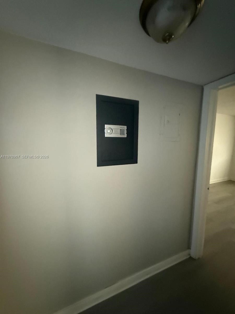 PARADISE GARDENS II CONDO - Residential Lease