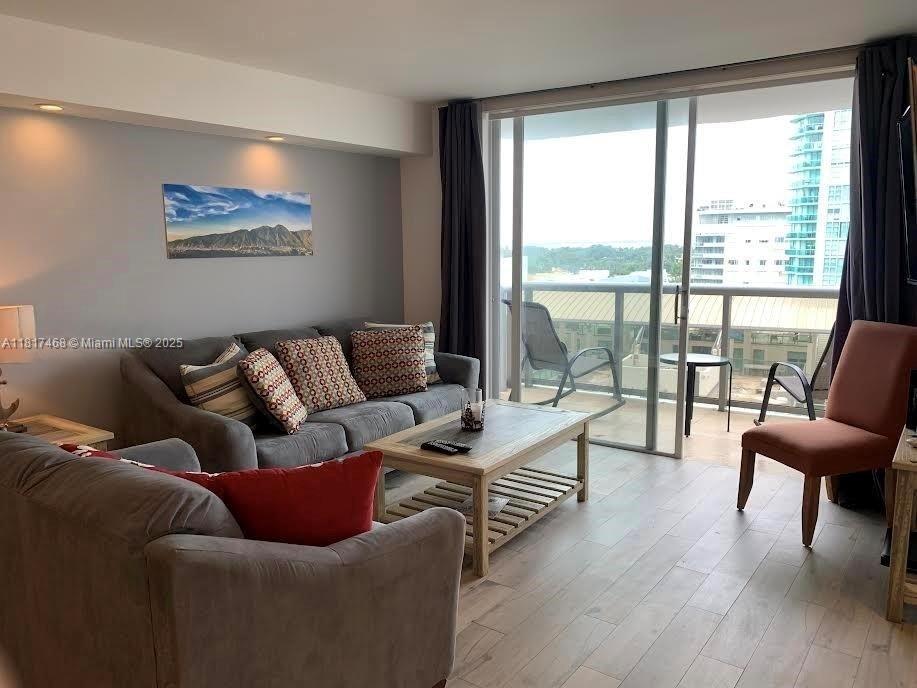 MAISON GRANDE CONDO - Residential