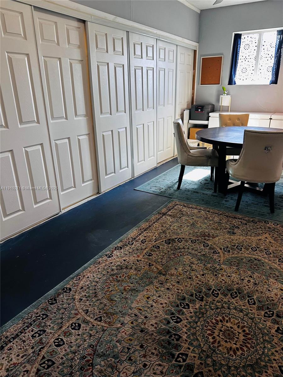 SUNRISE GOLF VILLAGE SEC - Residential