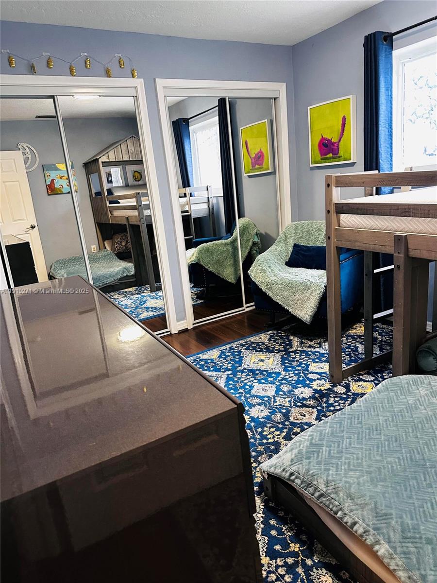 SUNRISE GOLF VILLAGE SEC - Residential