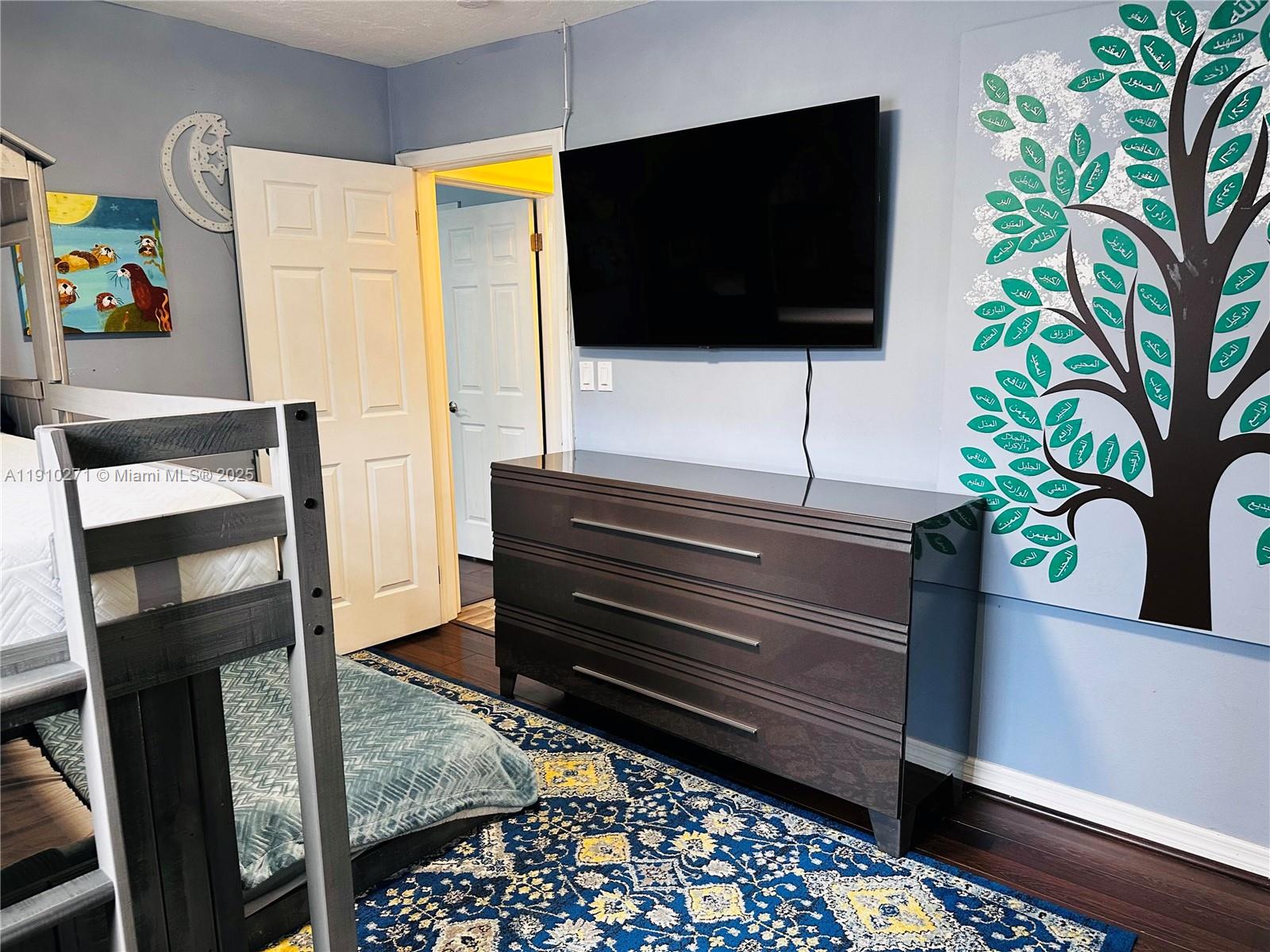 SUNRISE GOLF VILLAGE SEC - Residential