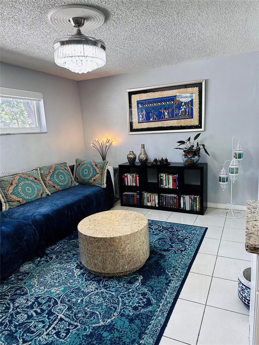 SUNRISE GOLF VILLAGE SEC - Residential