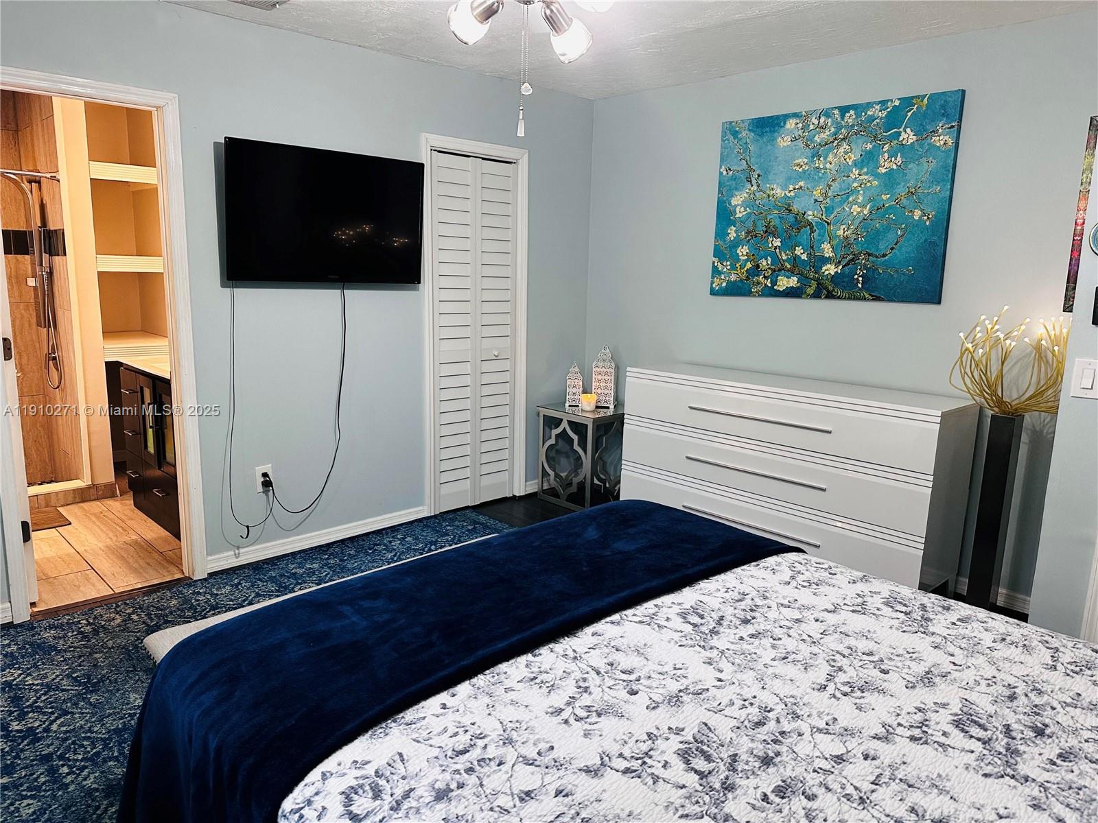 SUNRISE GOLF VILLAGE SEC - Residential