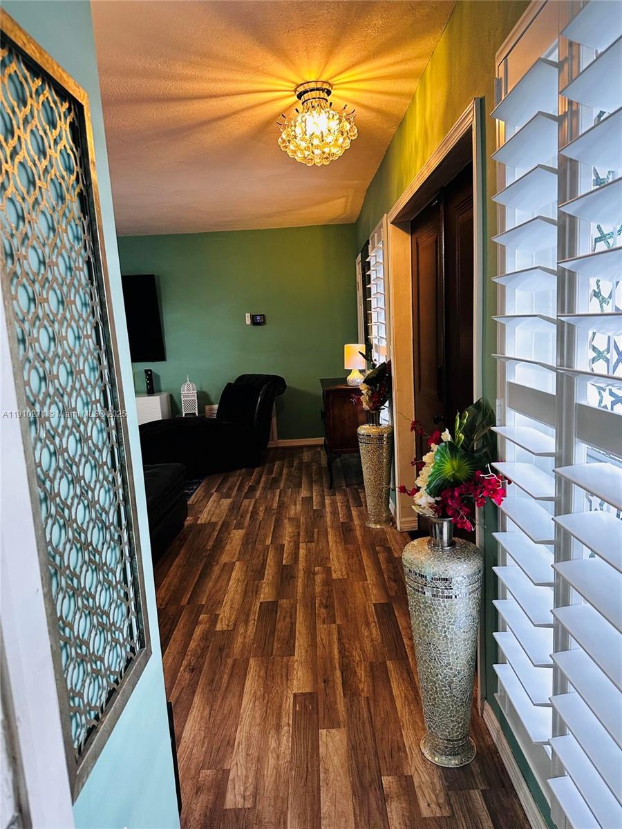 SUNRISE GOLF VILLAGE SEC - Residential