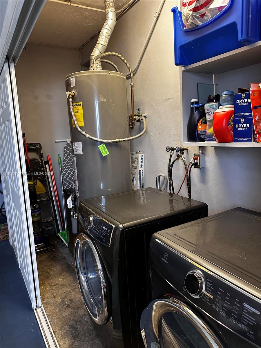 SUNRISE GOLF VILLAGE SEC - Residential