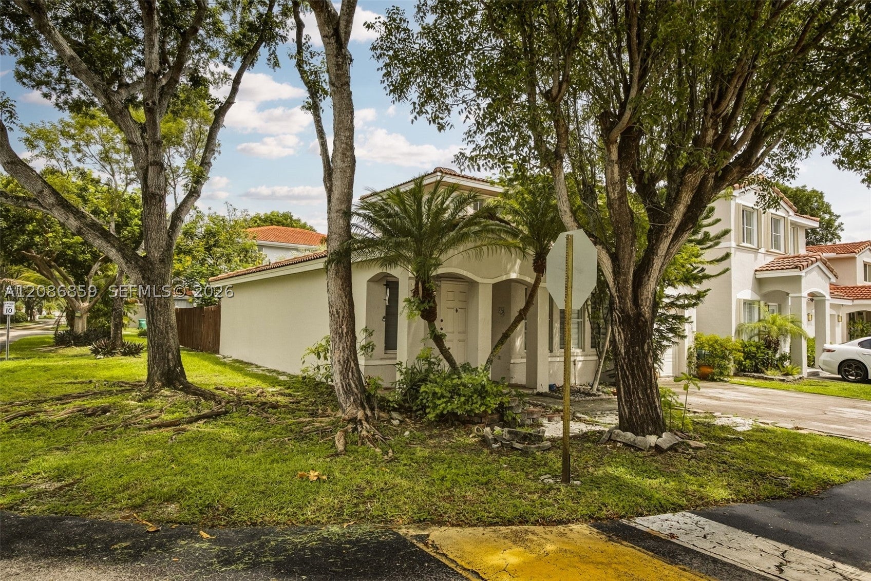 16525 SW 97th Ter