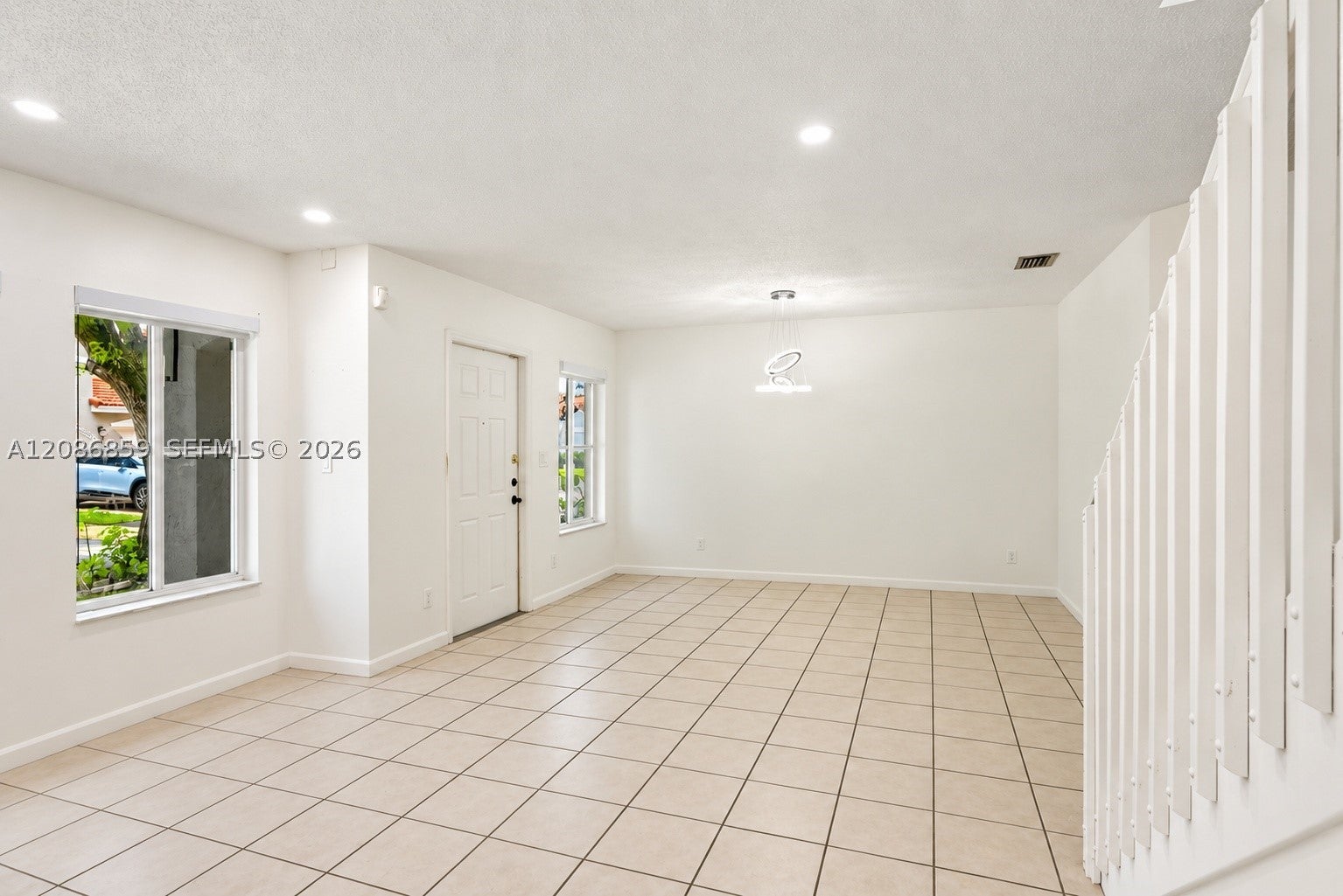 16525 SW 97th Ter