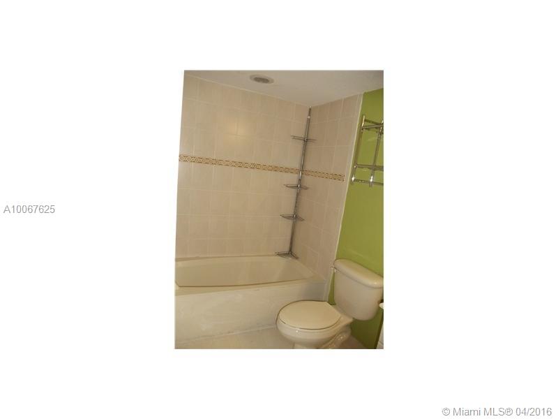 BREEZE OF GALLOWAY CONDO - Residential Lease