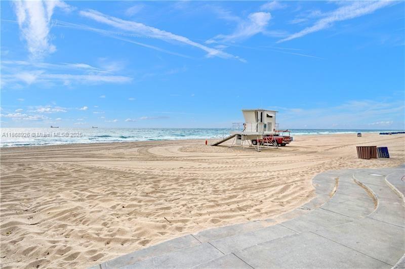 LEISURE BEACH SOUTH CONDO - Residential