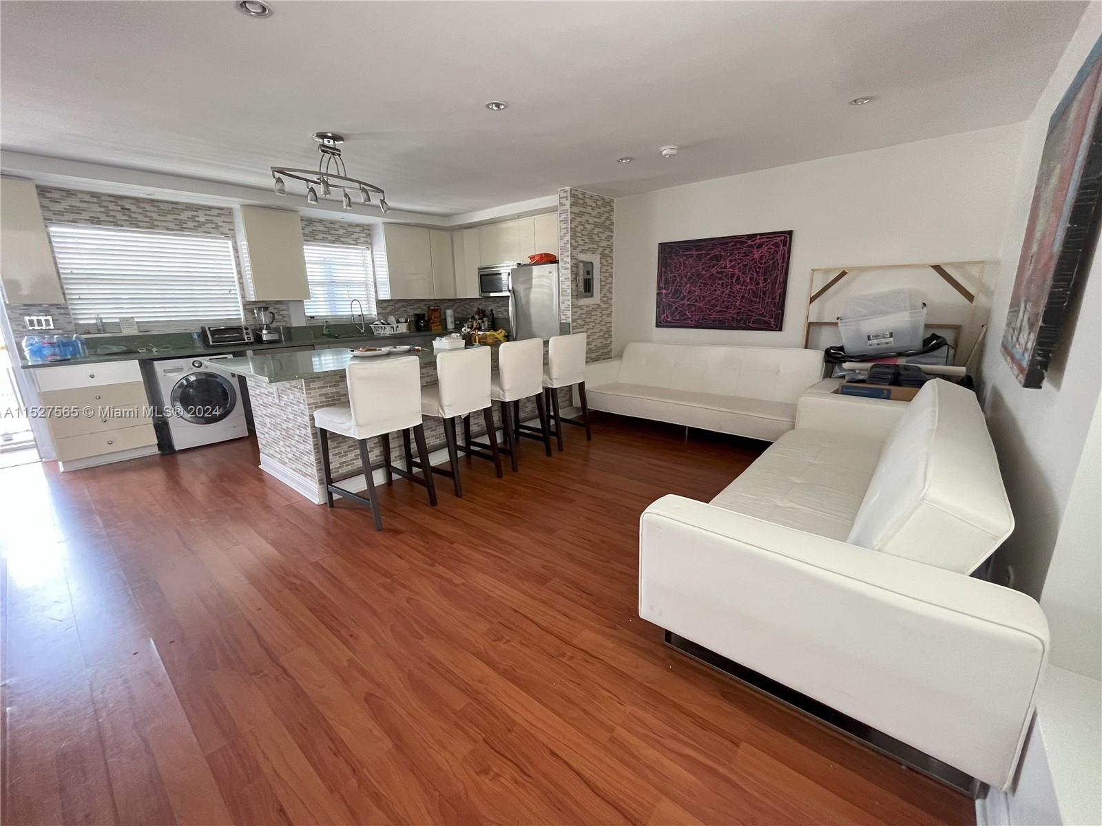 MERIDIAN PLAZA CONDO - Residential Lease