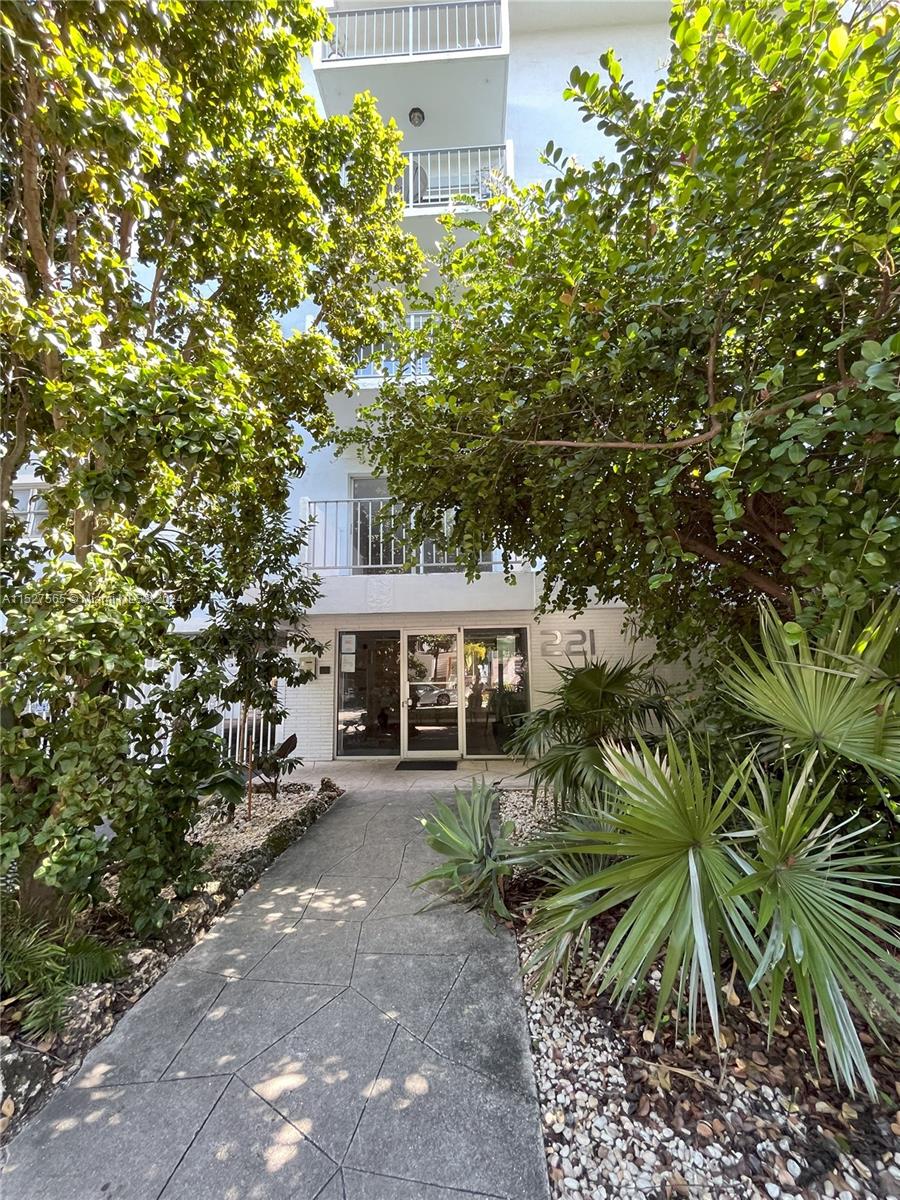 MERIDIAN PLAZA CONDO - Residential Lease