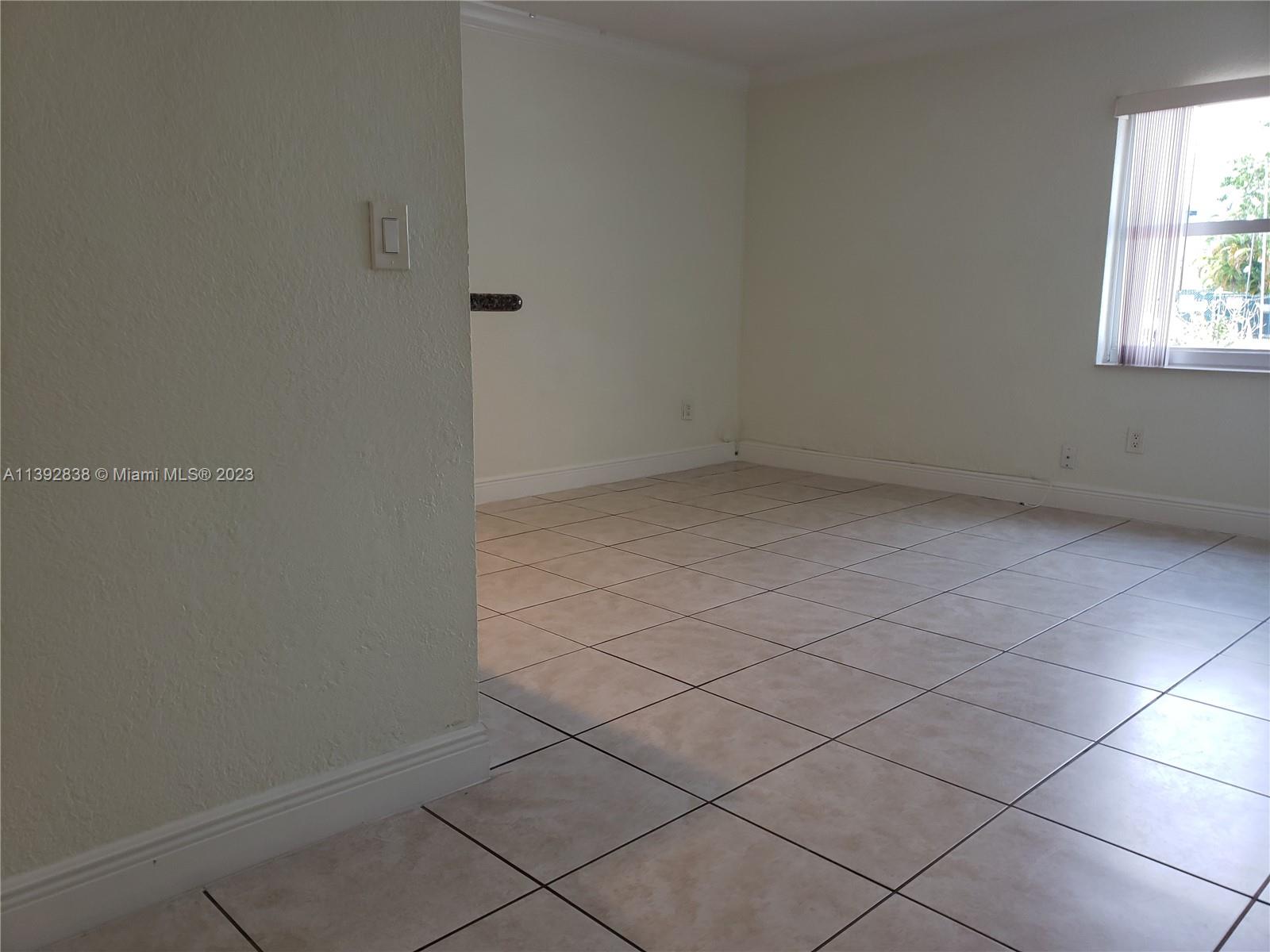 EL LAGO CONDO - Residential Lease