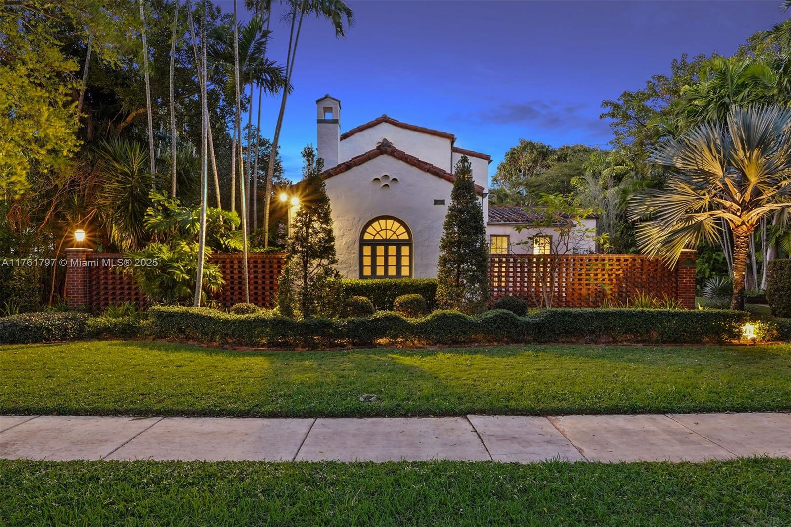 Property for Sale at 341 Ne 92nd St, Miami Shores, Miami-Dade County, Florida - Bedrooms: 4 
Bathrooms: 3  - $2,295,000