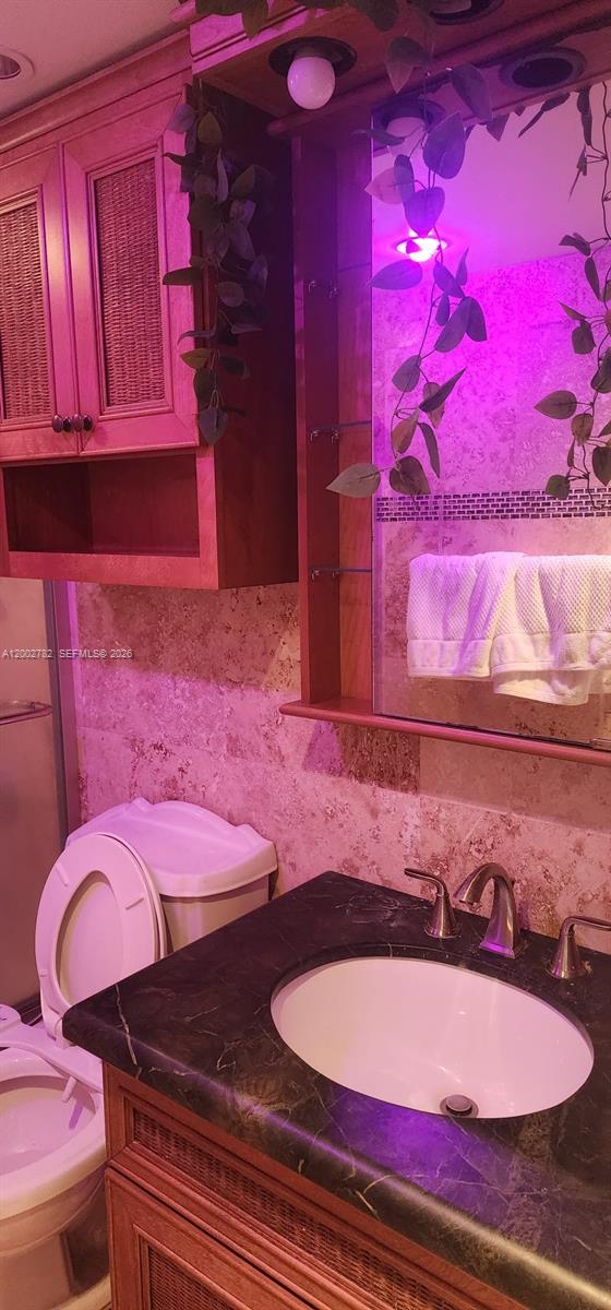 VICTORIA PARK TOWER CONDO - Residential