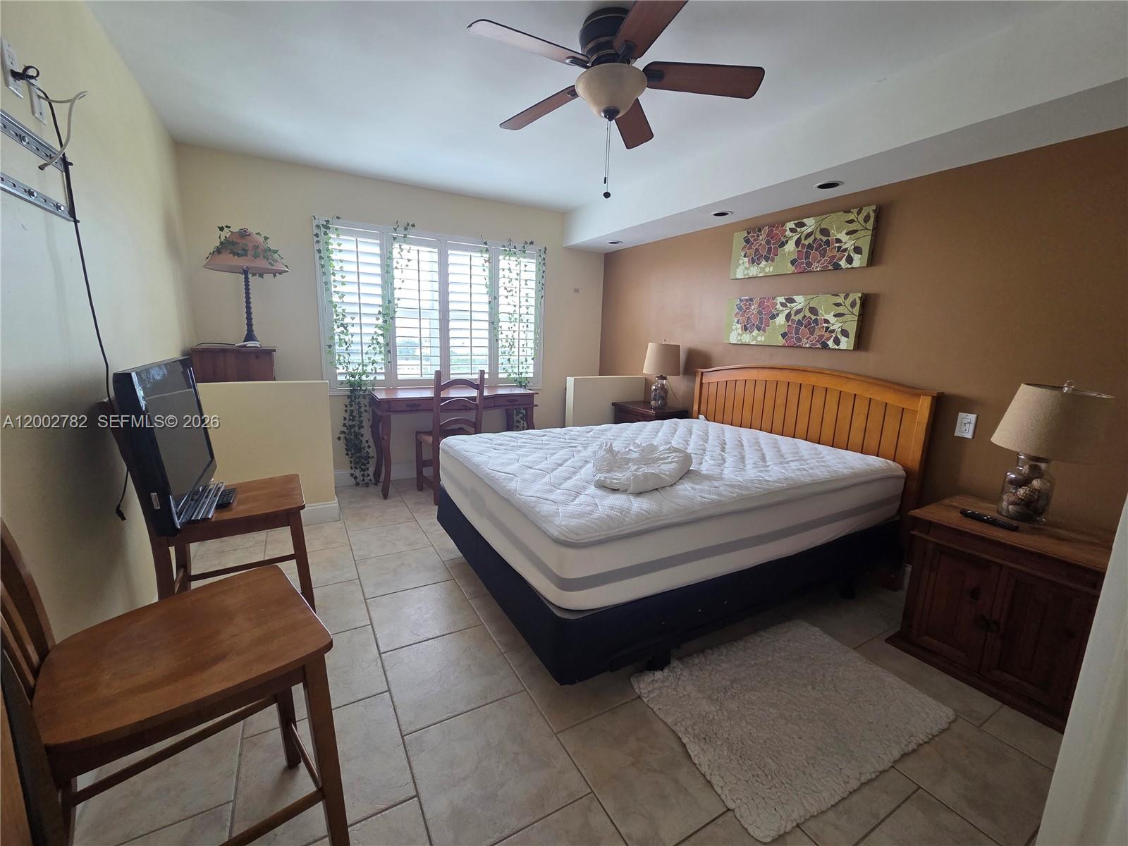 VICTORIA PARK TOWER CONDO - Residential