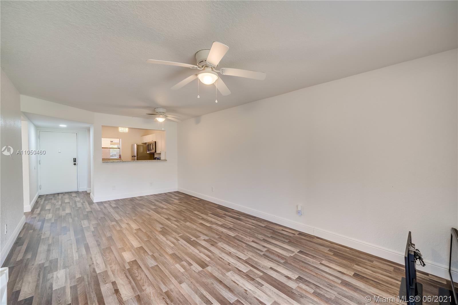 MIRAMAR CLUB #4 CONDO - Residential