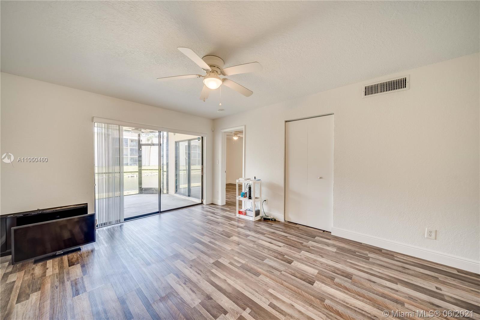 MIRAMAR CLUB #4 CONDO - Residential