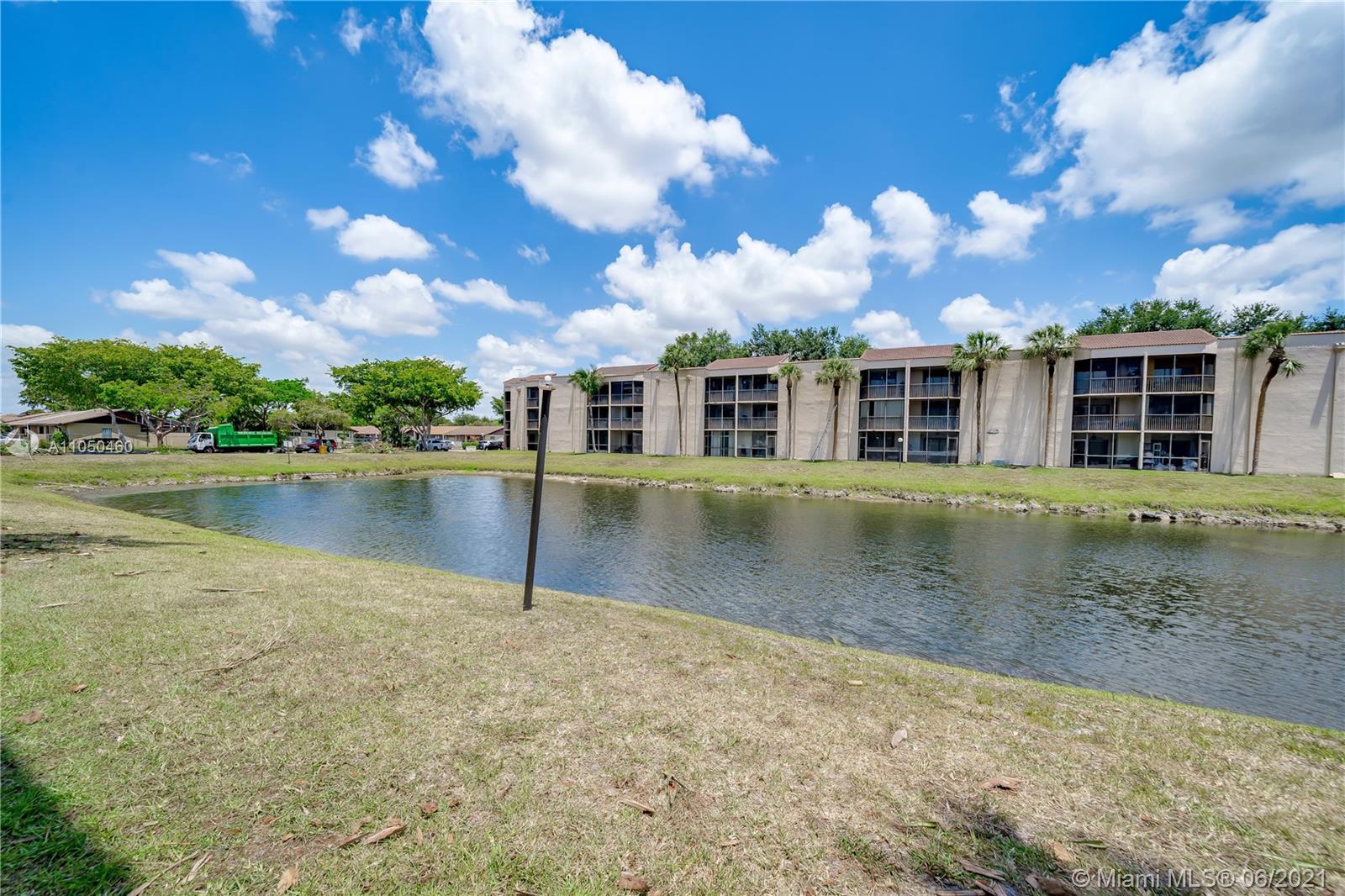 MIRAMAR CLUB #4 CONDO - Residential