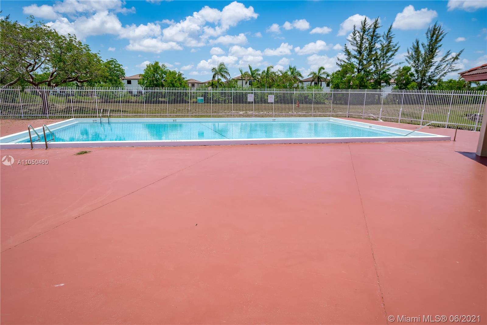 MIRAMAR CLUB #4 CONDO - Residential