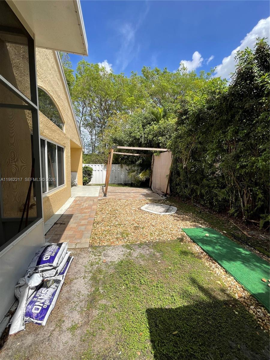 WINSTON PARK SECTION ONE - Residential